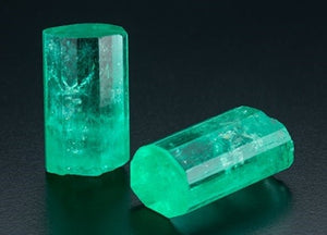 Raw emerald crystals by GIA Robert Weldon